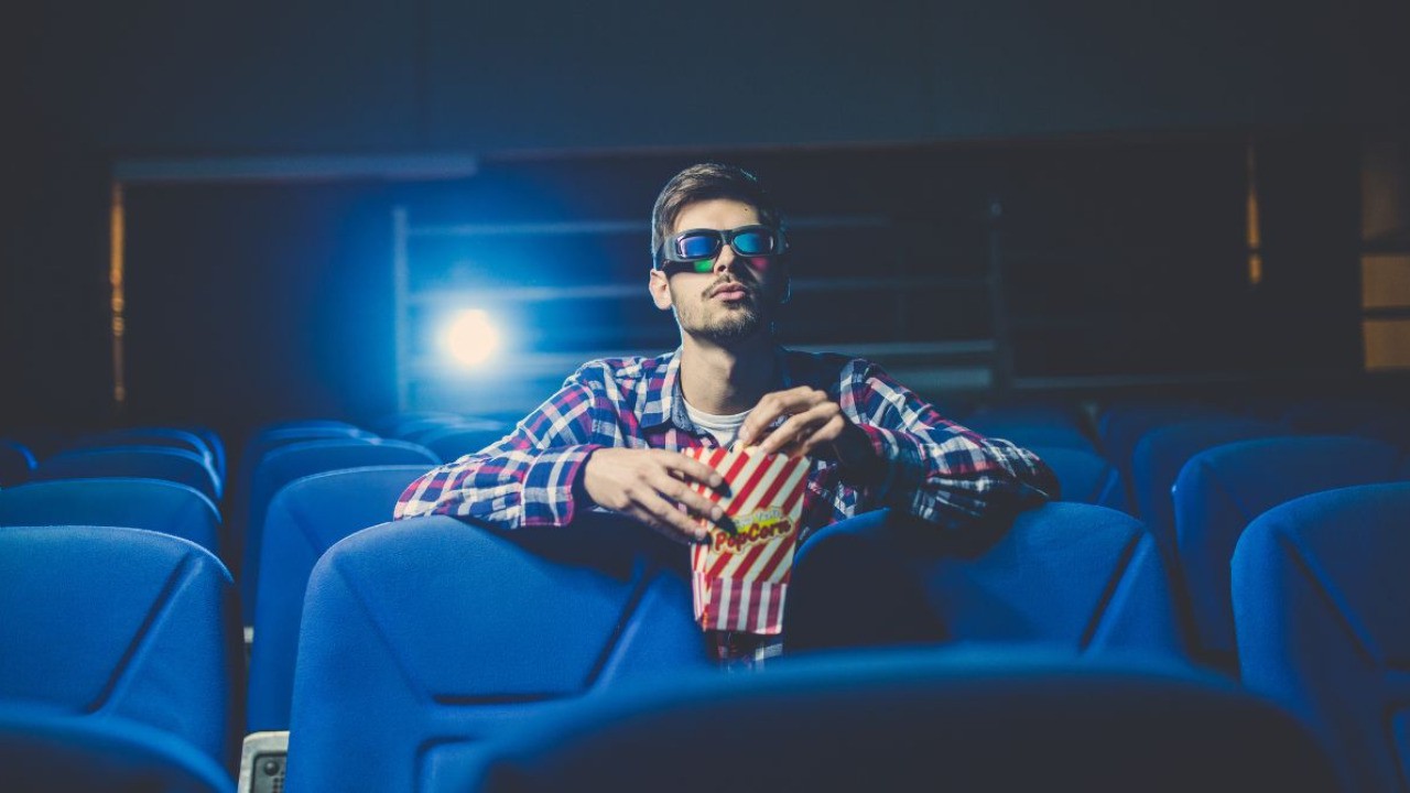 フリーランスデザイナーの村松豊文が“映画”に惹かれる理由