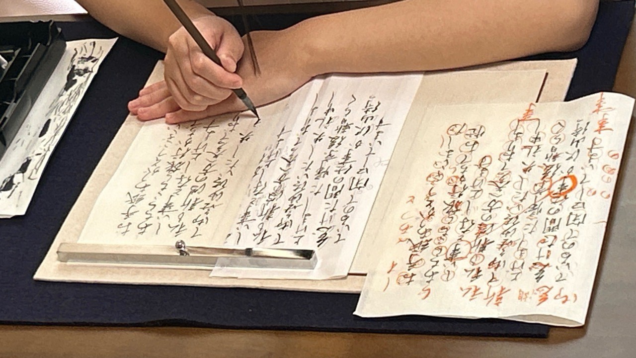 左利きさんの「大人の書道」「こどもの書道」