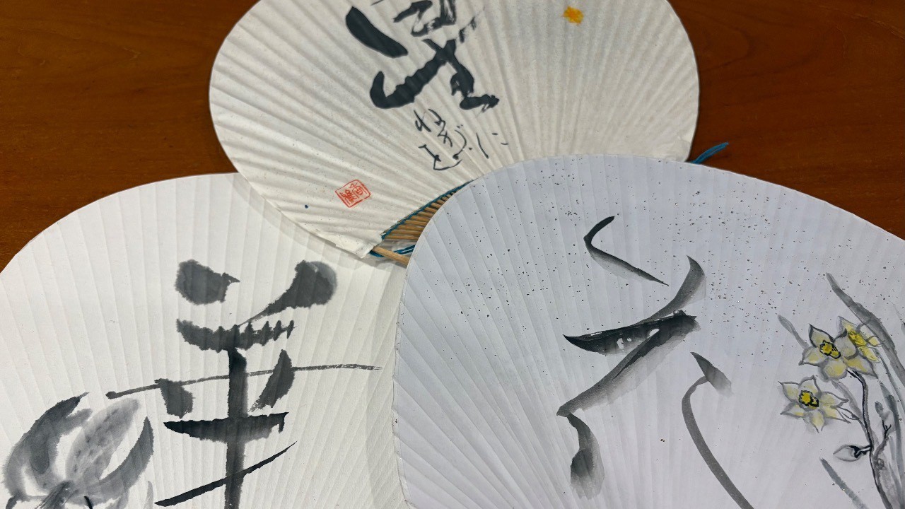 団扇制作、はじまります💕