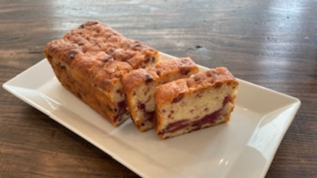4月のレッスンより（いちごのパウンドケーキ）