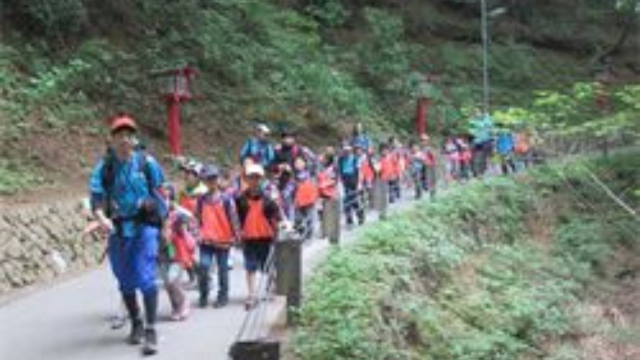「高尾山遠足」