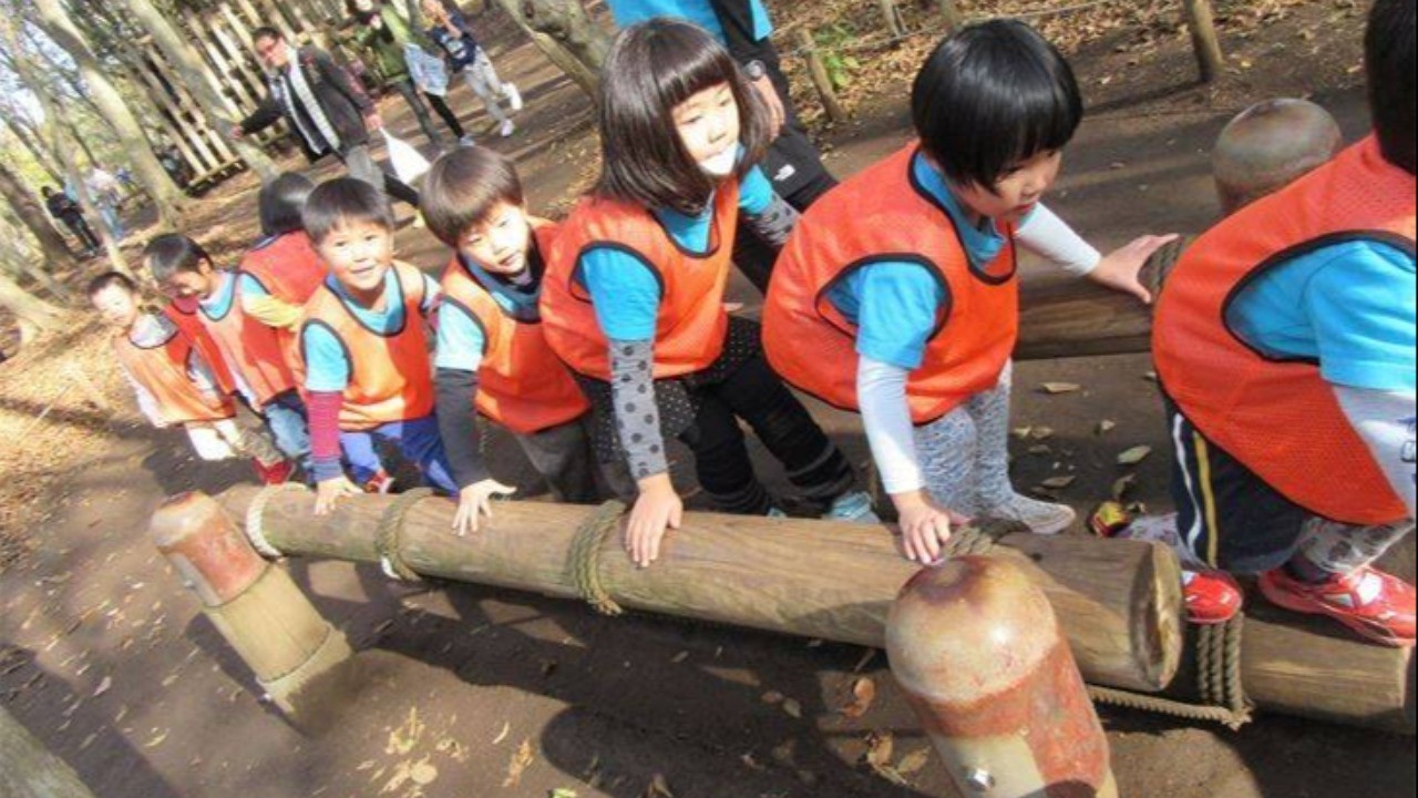 「アンデルセン公園遠足」