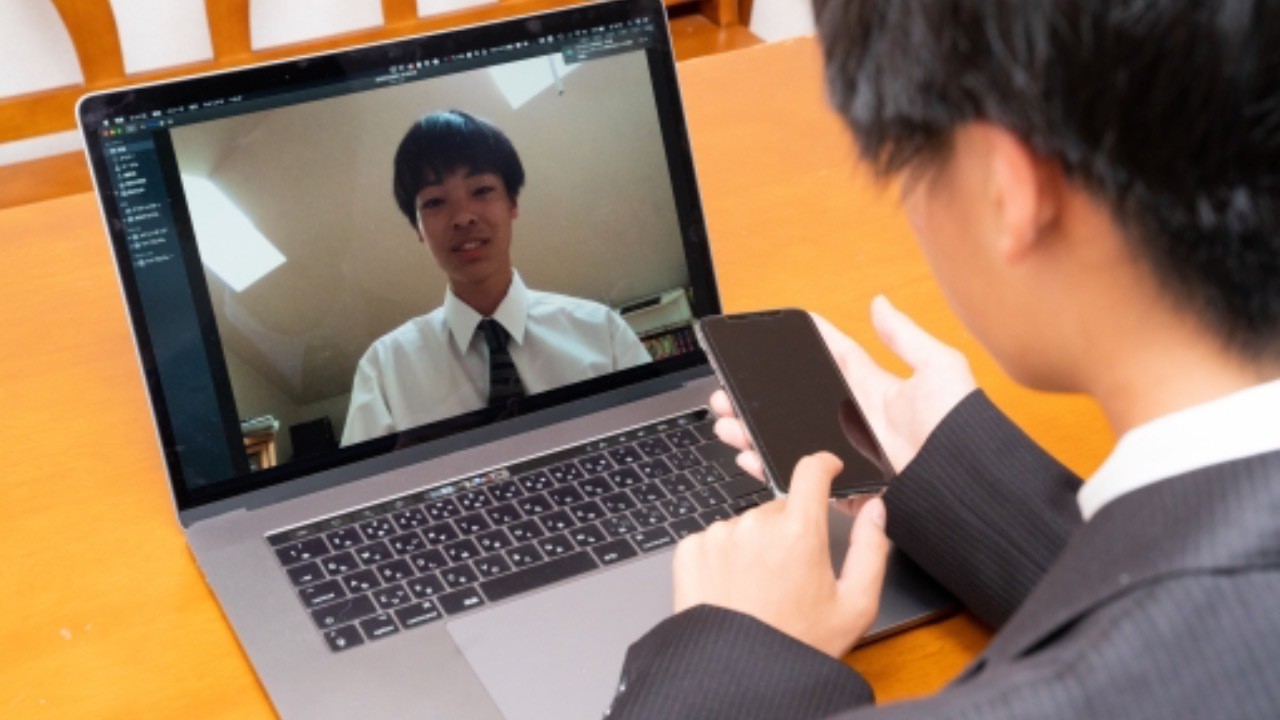 話題のオンラインビデオ通信「Zoom（ズーム）」を教わってみませんか？