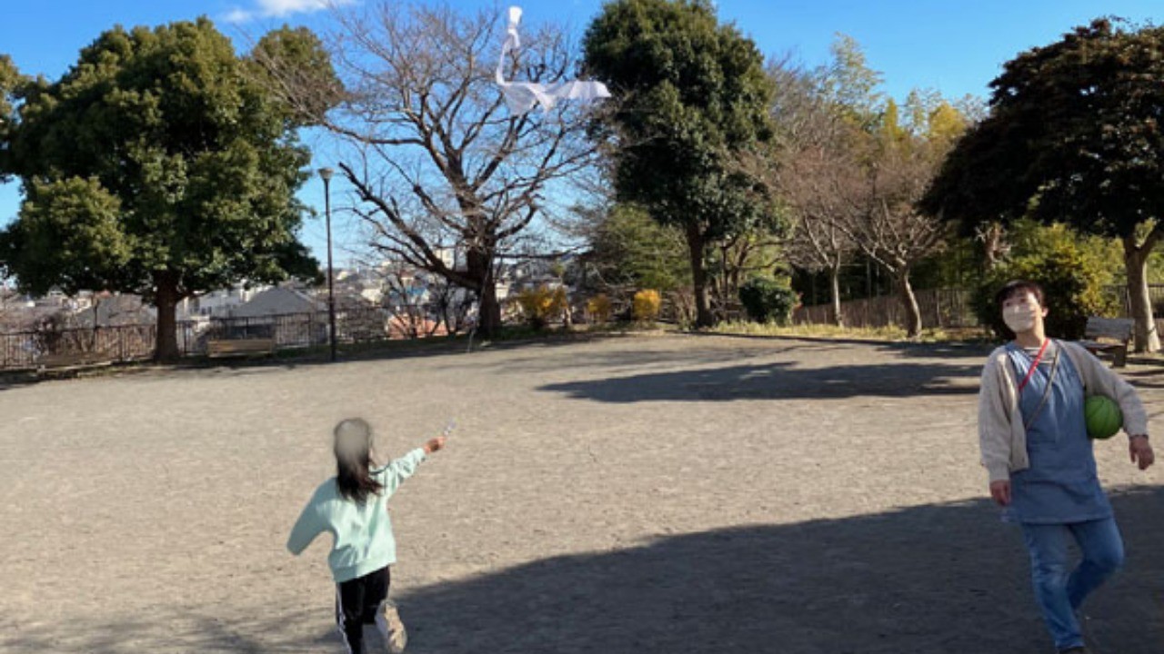 お正月の凧あげ